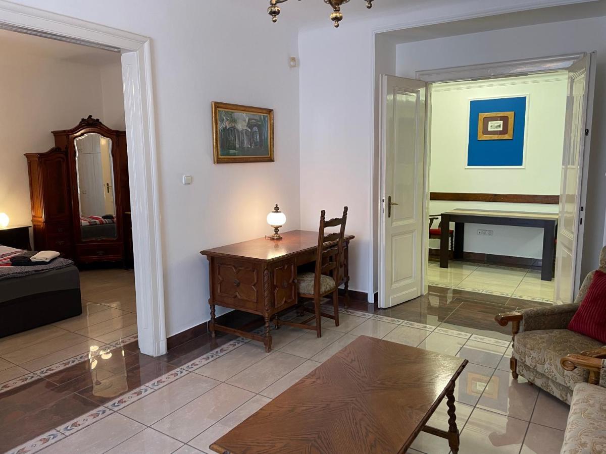 Buda Castle Apartment Budapest Luaran gambar