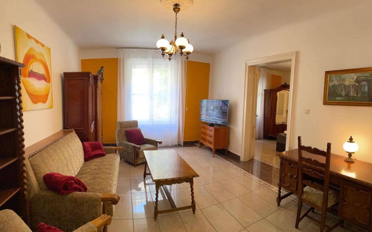 Buda Castle Apartment Budapest Luaran gambar
